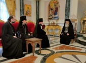 Ο Πατριάρχης Ιεροσολύμων Θεόφιλος Γ΄ συναντήθηκε με ιεράρχη της Ρωσικής Ορθοδόξου Εκκλησίας