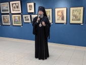В Элисте прошла выставка картин епископа Александровского Иннокентия «Соединяя берега Отечества»