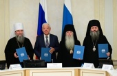 Подписано соглашение о сотрудничестве между региональной Общественной палатой и епархиями Екатеринбургской митрополии