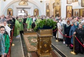 В праздник Входа Господня в Иерусалим Патриарший экзарх всея Беларуси совершил Литургию в Свято-Духовом кафедральном соборе г. Минска