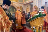 Патриарший экзарх всея Беларуси совершил Литургию в Никольском храме поселка Привольный