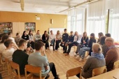 Специалисты Синодального отдела по благотворительности провели в подмосковном Подольске семинар-практикум по профилактике зависимостей среди подростков