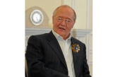 Заслуженный деятель Казахстана М.М. Ауэзов награжден высшим орденом Казахстанского митрополичьего округа