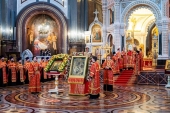 Чудотворную Тихвинскую икону Божией Матери торжественно встретили в Москве
