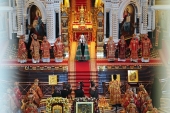 В день памяти равноапостольных Мефодия и Кирилла Предстоятель Русской Церкви совершил Литургию в Храме Христа Спасителя