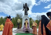 У Петушках Володимирської області освячено пам'ятник святителю Афанасію Ковровському
