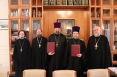 Подписано соглашение о сотрудничестве между Общецерковной аспирантурой и Коломенской духовной семинарией