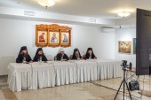 Под председательством главы Белгородской митрополии прошел межъепархиальный круглый стол, посвященный теме пополнения братства обителей