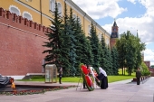 У День пам'яті та скорботи Предстоятель Руської Церкви поклав вінок до могили Невідомого солдата біля Кремлівської стіни