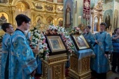 Более 45 тысяч верующих поклонились в Саратове московскому списку Казанской иконы Божией Матери