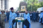 В Оренбурге прошел традиционный общегородской крестный ход с Табынской иконой