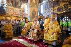 В день памяти святителя Филиппа, митрополита Московского, Святейший Патриарх Кирилл совершил Литургию в Успенском соборе Кремля