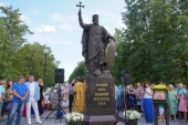 В Нижегородской епархии освящен памятник равноапостольному князю Владимиру