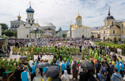 Патриаршее служение в день памяти преподобного Сергия Радонежского в Троице-Сергиевой лавре