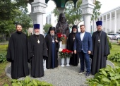 В Южно-Сахалинске установлен памятник равноапостольному Николаю Японскому