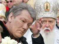 Торжества по случаю 1020-летия Крещения Руси Виктор Ющенко намерен использовать для обсуждения вопроса о создании на Украине 'единой поместной церкви'
