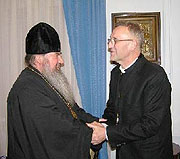 Архиепископ Элистинский Зосима встретился с архиепископом Антонио Меннини