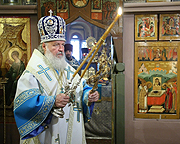 Патриаршее служение в Ризоположенском храме Московского Кремля