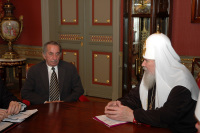Встреча Святейшего Патриарха Алексия с президентом Кипра Т. Пападопулосом