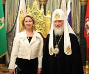 Поздравление Светланой Медведевой Святейшего Патриарха Кирилла с днем тезоименитства