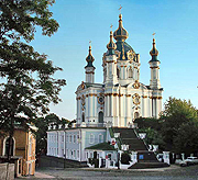 Андреевская церковь в Киеве находится на грани разрушения