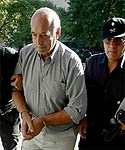 Бывший капеллан аргентинской тайной полиции обвинен в соучастии в преступлениях военной хунты