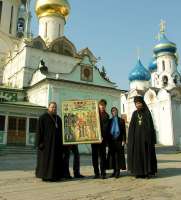 В Свято-Троицкой Сергиевой Лавре освящена икона святых Отцов семи Вселенских Соборов с российскими и зарубежными святителями