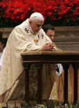 Рождественские торжества в Ватикане возглавил Папа Бенедикт XVI