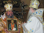 Элистинской епархии передана частица мощей священномученика Николая Попова