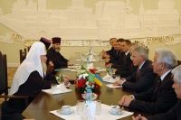 Святейший Патриарх Алексий встретился с Председателем Верховной Рады Украины Владимиром Литвиным