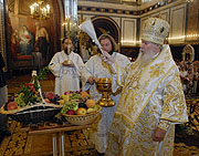 В праздник Преображения Господня Предстоятель Русской Церкви совершил Божественную литургию в Храме Христа Спасителя