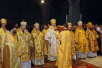 Божественная литургия в Троицком соборе Петропавловска-Камчатского и Крестный ход