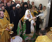 Святейший Патриарх Алексий совершил освящение храма на подворье Пюхтицкого Успенского монастыря