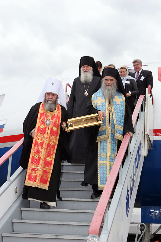 Привезение в Россию десницы св. Иоанна Предтечи