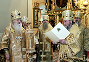 В день своего тезоименитства митрополит Ювеналий совершил Божественную литургию в Новодевичьем монастыре