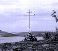 На берегу Чудского озера установлен крест в честь победы русского оружия