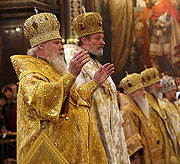 Предстоятели Русской и Чешской Православной Церквей совершили Божественную литургию в храме Христа Спасителя