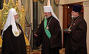 Святейший Патриарх Алексий наградил Предстоятеля Православной Церкви Чешских земель и Словакии орденом прп. Сергия Радонежского I степени