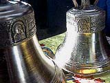 В крещенский сочельник митрополит Сергий освятил колокола в сельском храме