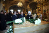 Возложение цветов к гробнице Святейшего Патриарха Алексия руководителями государства