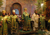 Акафист и всенощное бдение накануне праздника Святой Троицы (Троице-Сергиева Лавра, 18 июня)