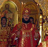 Епископ Бронницкий Амвросий совершил Литургию в церкви Архангела Михаила в Овчинниках в день престольного праздника храма