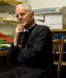 Аргентина требует, чтобы епископ Ричард Уильямсон, отрицающий Холокост, в 10-дневный срок покинул страну