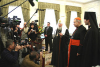 Святейший Патриарх Алексий принял французскую делегацию во главе с католическим архиепископом Парижа кардиналом Андре Вен-Труа