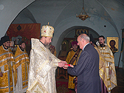 В дар Казанской епархии передана частица ризы Пресвятой Богородицы