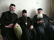 Архимандрит Закхей (Вуд) встретился с монахами Иоанно-Богословского монастыря Православной Церкви в Америке