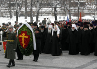 Святейший Патриарх Алексий возложил венок к могиле Неизвестного солдата у Кремлевской стены
