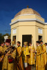 Богослужение в храме святителя Николая в Покровском в день 15-летия возобновления богослужений