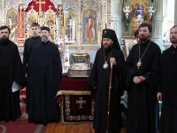 Архиепископ Волоколамский Иларион посетил Иверскую обитель и Андреевский скит на Афоне