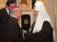 Святейший Патриарх Алексий встретился с архиепископом Милана кардиналом Диониджи Теттаманци